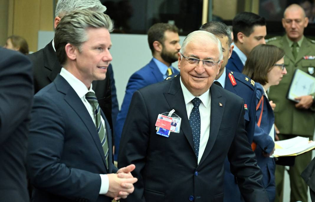 Bakan Güler NATO Karargahı'nda - Resim: 18